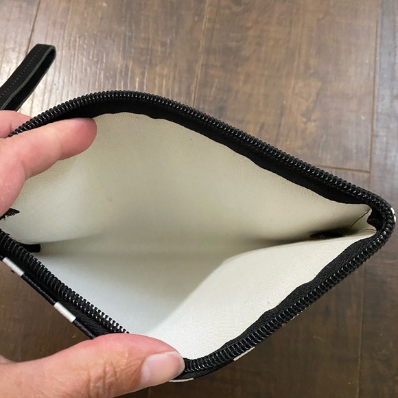 Brahmin black and white striped wristlet - Picture 3 of 5